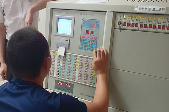 集中火災(zāi)報(bào)警控制器、消防聯(lián)動(dòng)控制器、保養(yǎng)方法 集中火災(zāi)報(bào)警控制器、消防聯(lián)動(dòng)控制器、保養(yǎng)方法
